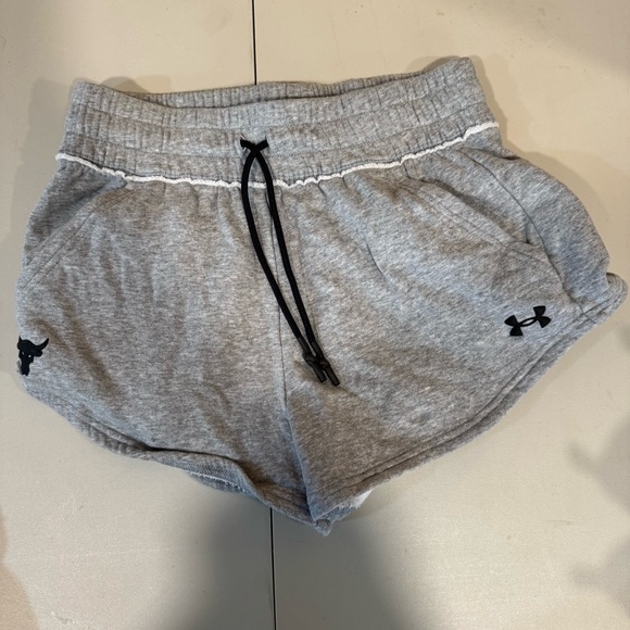 Under Armour Project Rock Womens Gray and Olive Shorts Set - Picture 5 of 7